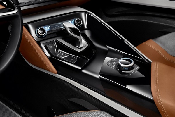 bmw-i8-spyder-3jpg.jpg