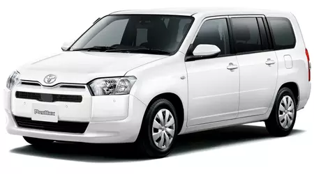 Toyota оснастила всі Probox системою автовиклику екстрених служб