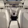 Миниатюра интерьера электрического Toyota Highlander 2027 вид 2