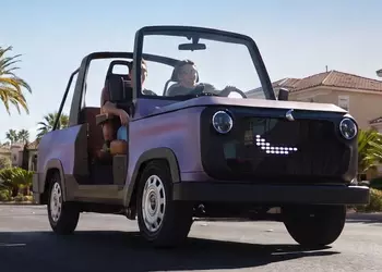 Chip Motors LUV: Электромобиль за $15 000, который можно мыть из шланга и отдать под опеку «аватару»