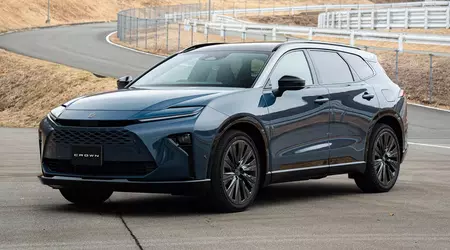 Toyota представила в Японії універсал Crown Estate з містким багажником і економічним гібридом