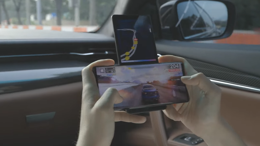  На LG Wing запустили Asphalt 9, и другие смартфоны так не смогут (видео)