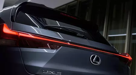 Lexus припиняє продажі електричного кросовера UX 300e