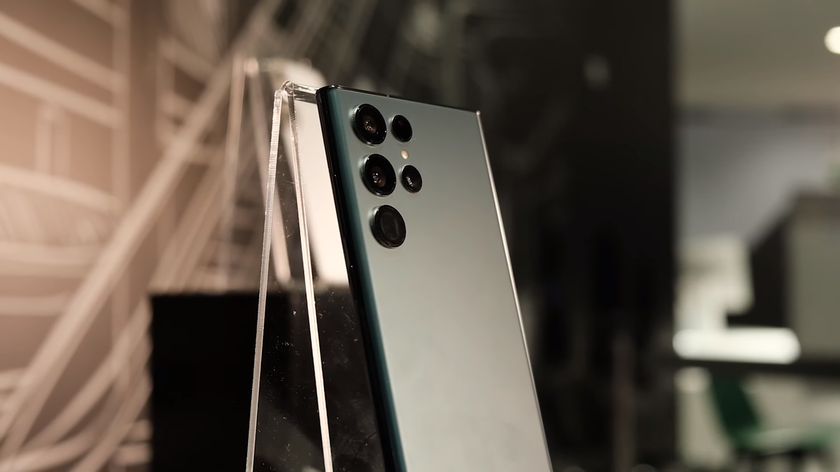 Samsung готовит эксклюзивные версии Galaxy S22 Ultra — Mark & Lona и Mercedes Benz