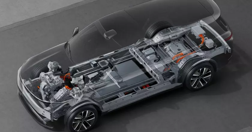 Взгляд изнутри: Лайен Эстетик премиального внедорожника Li Auto L9