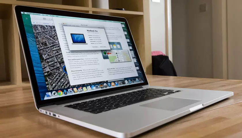 Apple отзывает ноутбуки MacBook Pro с взрывающимися батареями