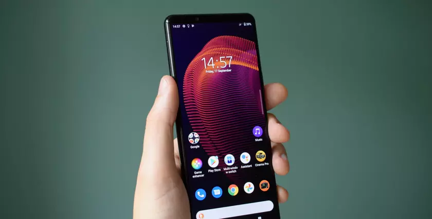 Snapdragon 8 Gen1, три 48-МП камеры и дисплей 4K – стали известны характеристики Sony Xperia 1 IV