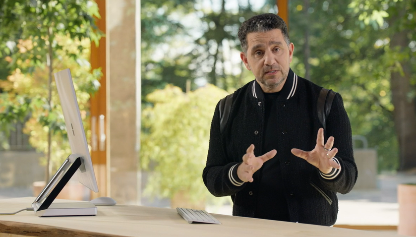 Бывший руководитель Microsoft Surface, Панос Панай, присоединится к Amazon, - Bloomberg