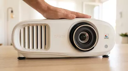 Epson Home Cinema 3800 Is the Projector I’d Use in Daylight