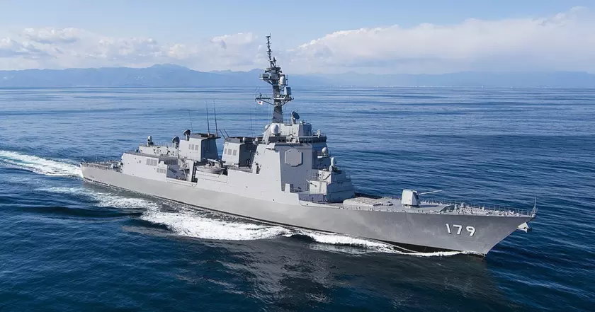 Японские эсминцы JS Haguro и JS Maya успешно сбили баллистические ракеты с помощью самых современных перехватчиков Raytheon SM-3 Block IIA