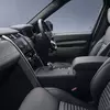 Ескіз вигляду з боку на природі Land Rover Discovery