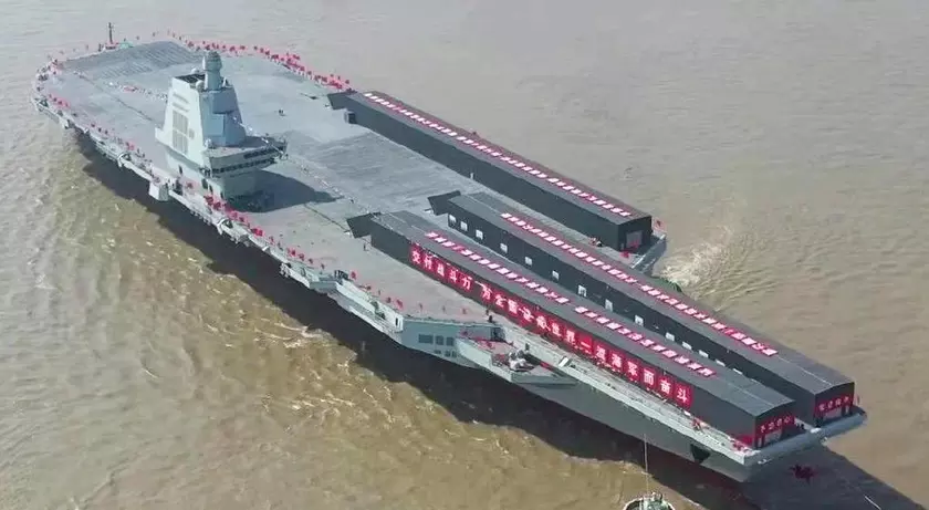 Китайский авианосец Fujian, на котором разместятся истребители пятого поколения J-35, будет представлять большую угрозу для Тайваня
