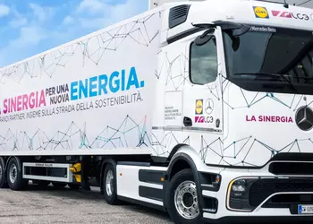 Сеть супермаркетов Lidl стала первым пользователем электрического Mercedes-Benz eActros 600 в Италии