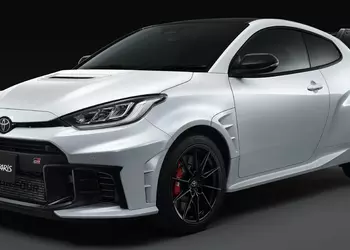 Хот-хэтч Toyota GR Yaris вернулся в Великобританию — теперь только с "механикой"