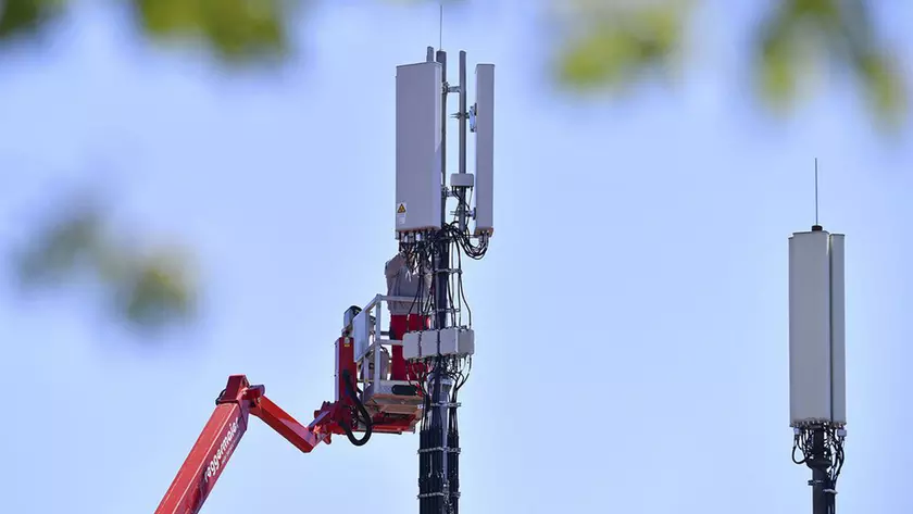 В США приступили к физическому устранению оборудования Huawei и ZTE