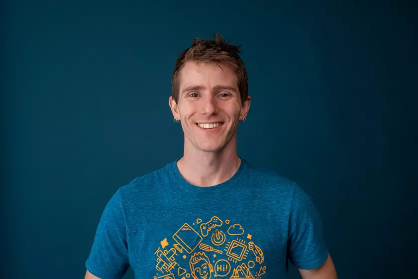 Хакеры взломали YouTube-канал Linus Tech Tips с 15 млн подписчиков и запустили рекламу криптовалютной аферы с Илоном Маском