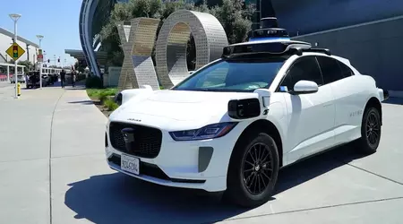 California can now ticket driverless cars for running red lights