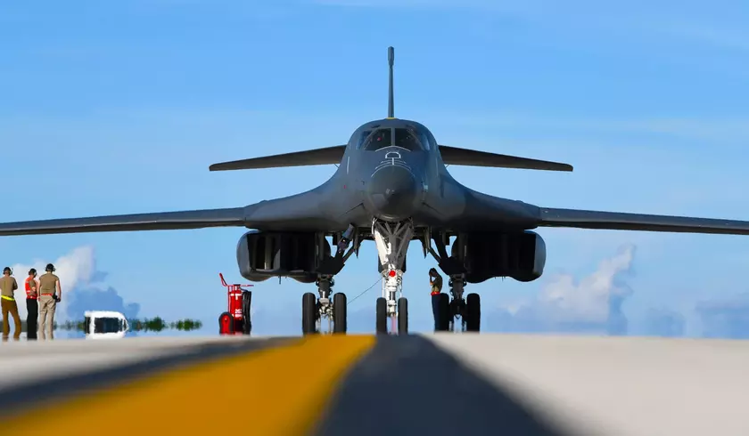 ВВС США хотят отправить на пенсию первый с 2021 года сверхзвуковой стратегический бомбардировщик B-1B Lancer – все самолёты будут выведены из эксплуатации к началу 30-х годов