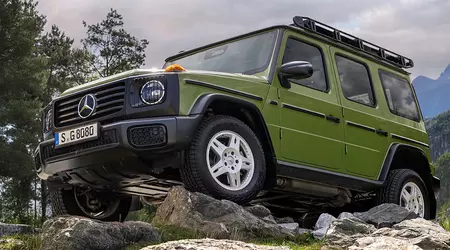 Mercedes представив G-Class у стилі 1980-х із картатим салоном і ретро-відтінками