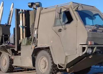 Великобритания передала Украине пусковые установки на базе грузовика Supacat HMT для ракет MBDA AIM-132 ASRAAM, они могут поражать воздушные цели на расстоянии до 25 км