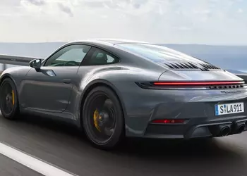 Гибридные Porsche станут легче и мощнее благодаря особенному электродвигателю