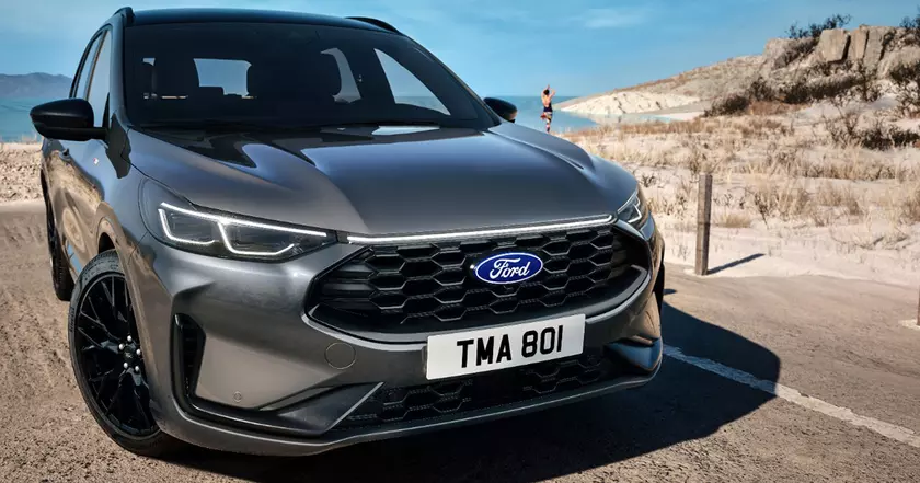 Ford Kuga ST-Line X Black Package: Стильная новинка для ценителей скорости