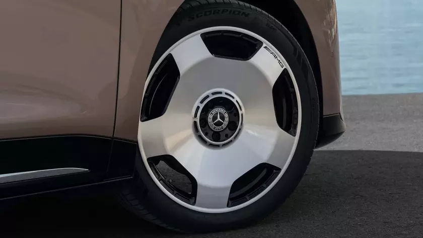 Электрический минивэн Mercedes-Benz VLE 300 в профиле