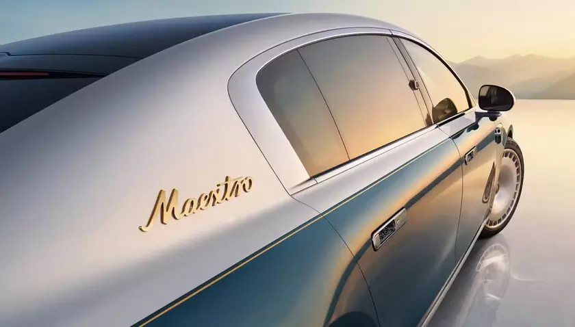 Роскошный седан Maextro S800 Grand Design в двухцветном кузове
