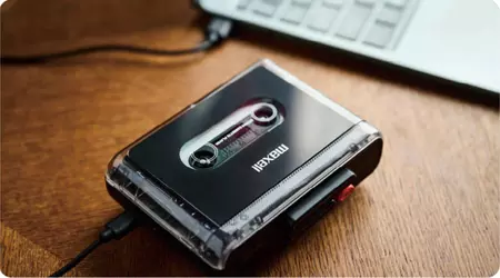 Maxell MXCP-P100: касетний плеєр з Bluetooth і зарядкою через USB-C (не жарт)