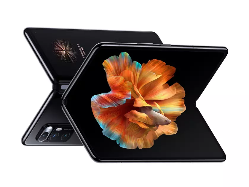 Складной смартфон Xiaomi MI MIX Fold всё-таки выйдет на глобальном рынке