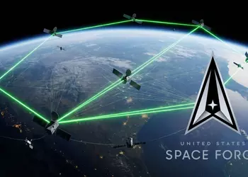 Илон Маск строит «военный интернет»: SpaceX получила $2,3 млрд на секретную сеть в космосе