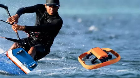 HOVERAir AQUA - водостійкий дрон, який знімає в 4K і коштує $999