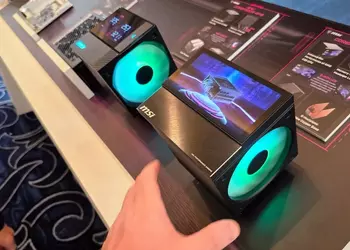 MSI представила кулеры MPG CoreFrozr AP15 и AP17 системы dual‑tower с крупными съемными дисплеями