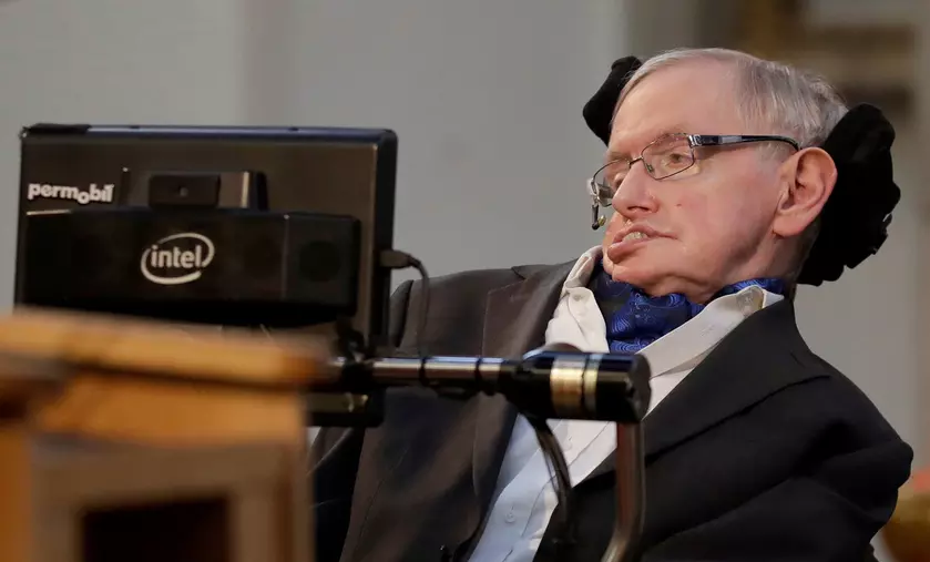 Умер знаменитый физик Стивен Хокинг, ему было 76 лет