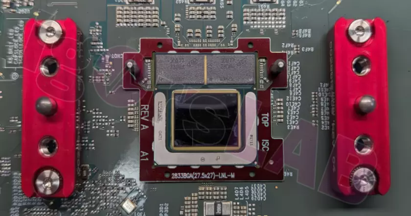 Intel и Microsoft объявляют стратегическое партнерство для конкуренции с Apple