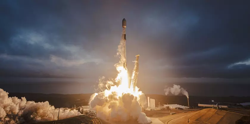 Falcon 9: La revolución en la reusabilidad de cohetes espaciales