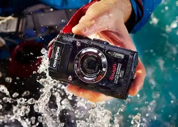 Бронированный всепогодный фотоаппарат Olympus Stylus TOUGH TG-3