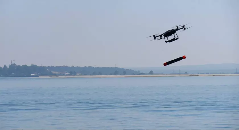 BAE Systems оснастила VTOL-дрон Malloy T-600 противокорабельной торпедой Sting Ray с дальностью пуска до 11 км