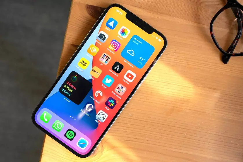 Никаких iPhone 13 в этом году: Apple может выпустить линейку смартфонов iPhone 12S
