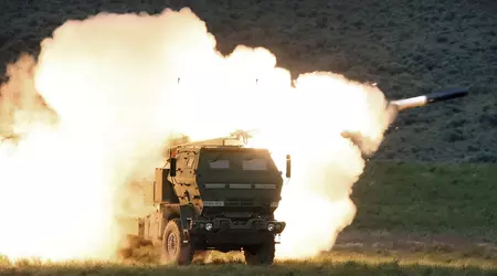 HIMARS / MLRS одним снарядом GMLRS за $200 000 знищив пускову установку російського зенітно-ракетного комплексу "Тор-М2" вартістю $25 млн