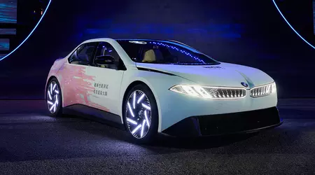 BMW Vision Driving Experience: the most powerful BMW prototype in history