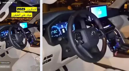 First photo of the updated Toyota Land Cruiser 300 with 12.3-inch digital cluster