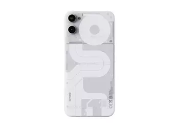 Nothing Phone (2) без подсветки Glyph: инсайдер показал как будет выглядеть Nothing Phone (2a)
