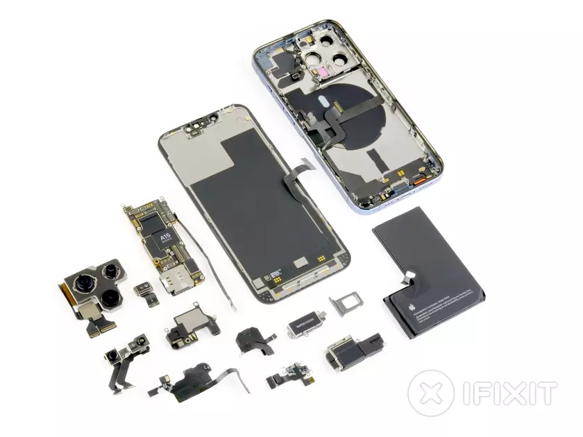 Инсайты изнутри: Разбор iPhone в деталях
