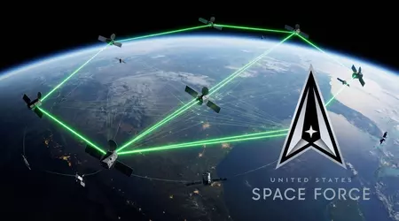 Ілон Маск будує «військовий інтернет»: SpaceX отримала $2.3 млрд на секретну мережу в космосі