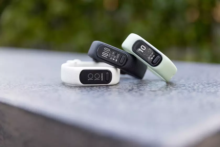 Garmin vivosmart 5: смарт-браслет с OLED-экраном, датчиком SpO2 и автономностью до 7 дней по цене четырёх Xiaomi Mi Band 6