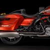 CVO Road Glide RR - вид збоку міні