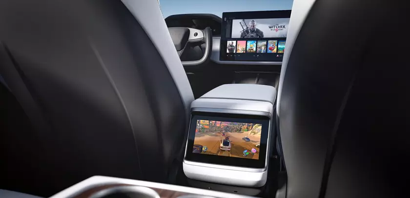 Steam скоро добавят в автомобиле Tesla