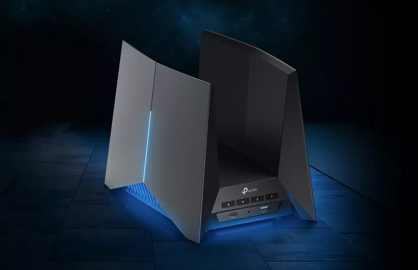 TP-Link представила Archer GE800: игровой роутер с поддержкой Wi-Fi 7 и дизайном в стиле командного шаттла Кайло Рена из Star Wars