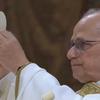 Photo of Pope Leo XIV with Apple Watch